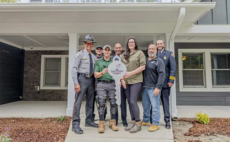 CPL Tupper Carrying Key to Home