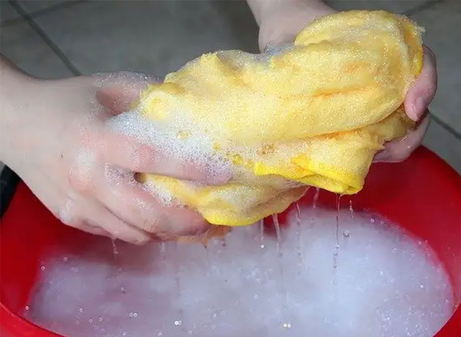 wash towel cleaning garage