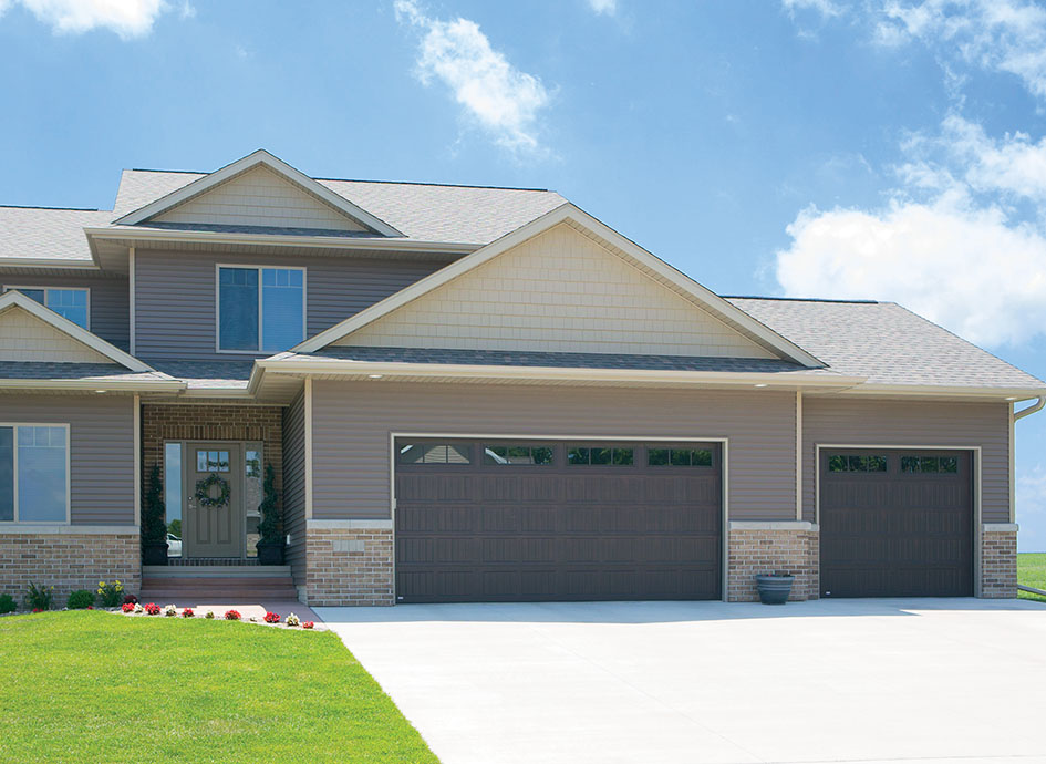 long panel garage door thermacore