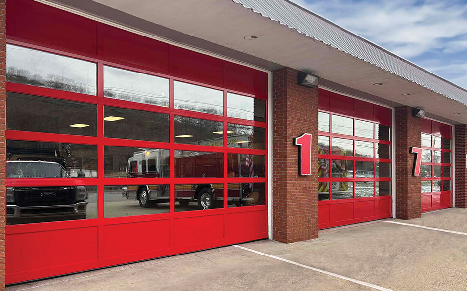 red aluminum commercial door