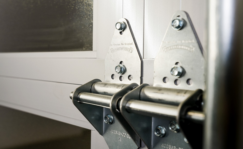 close up of aluminum commercial door hardware